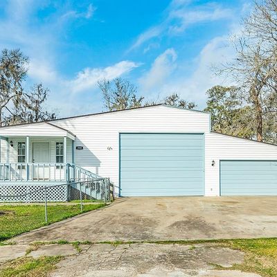 1725 County Road 244 E, Brazoria, TX 77422