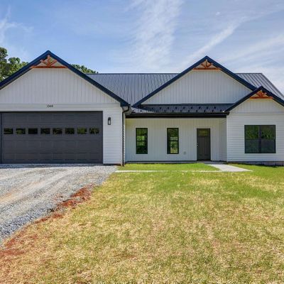 173 Down Creek Road, Brookneal, VA 24528