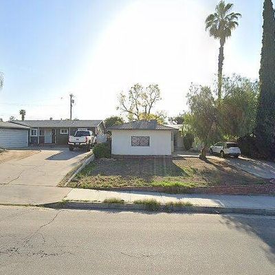 1735 Oswell St, Bakersfield, CA 93306