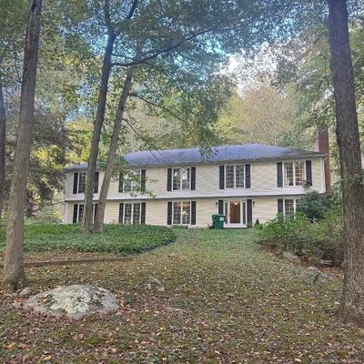 174 Concord Dr, Madison, CT 06443