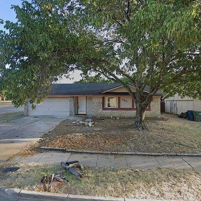 1741 Palisades Dr, Lewisville, TX 75067