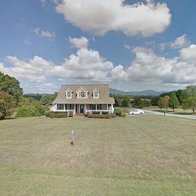 1747 Three Otters Rd, Bedford, VA 24523