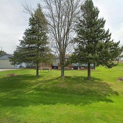 1749 Cedarview Dr, Saint Cloud, WI 53079