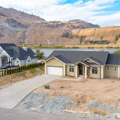 175 N Shore Dr, Orondo, WA 98843