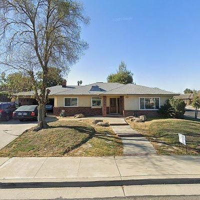 175 W Fargo Ave, Hanford, CA 93230