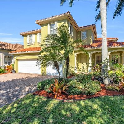 1751 Sarazen Pl, Naples, FL 34120