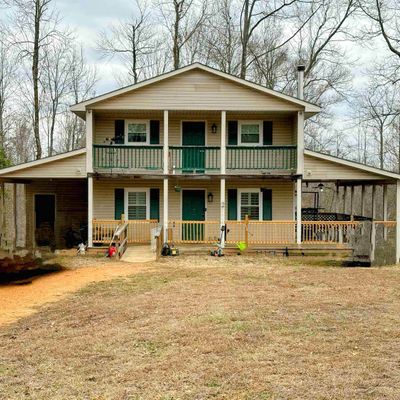 1755 Davis Rd, Lexington, TN 38351