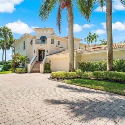 15547 Monterosso Lane, Naples, FL 34110