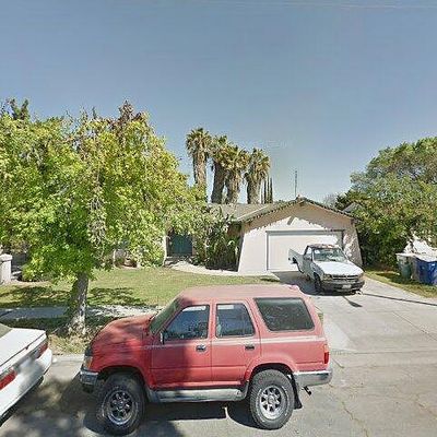 1558 W Ashcroft Ave, Fresno, CA 93705