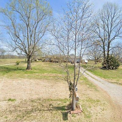 156 Fleming Rd, Loretto, TN 38469