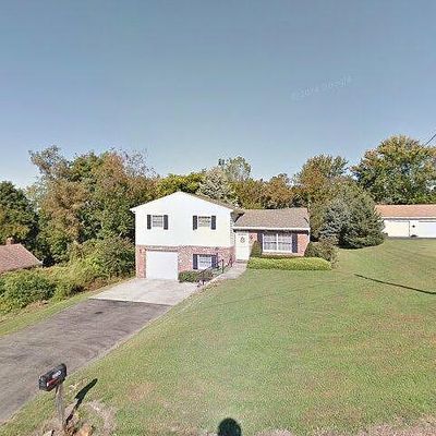 1560 Beamer Ave, New Kensington, PA 15068