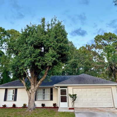 1569 Seeley Cir Nw, Palm Bay, FL 32907