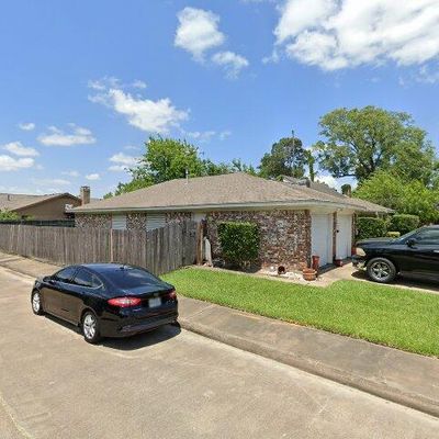 15703 Cavendish Dr, Houston, TX 77059