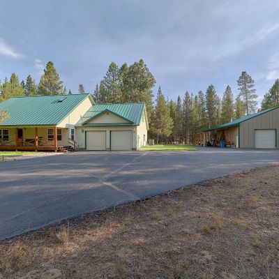 15715 Sparks Dr, La Pine, OR 97739