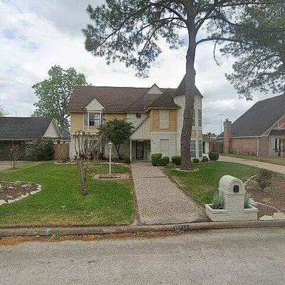 15714 Misty Hollow Dr, Houston, TX 77068