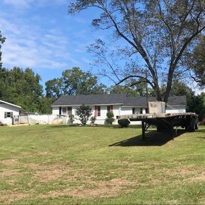 159 Kaiser Lake Rd, Natchez, MS 39120