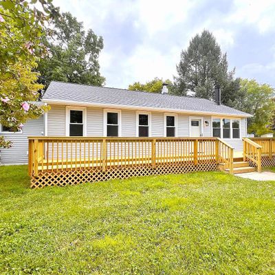 16 Francis Dr, Pennsville, NJ 08070