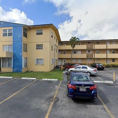 160 Royal Palm Rd #204, Hialeah, FL 33016