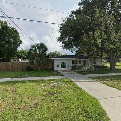 1601 70 Th Ave N, Saint Petersburg, FL 33702