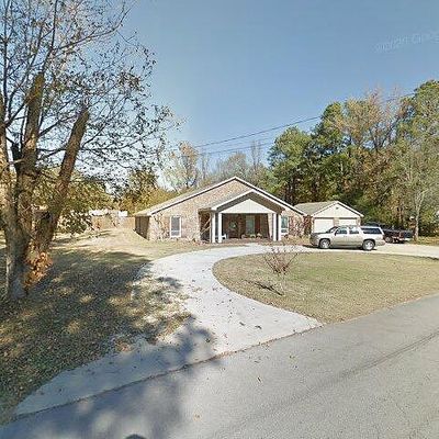 1601 N Feemster Lake Rd, Tupelo, MS 38804