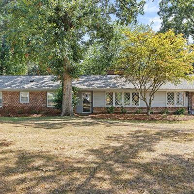 1602 Hermitage Dr, Florence, AL 35630