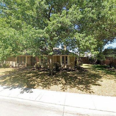 1607 Alexander Dr, Waxahachie, TX 75165