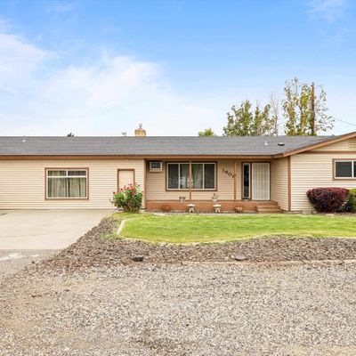 1608 Road 30, Pasco, WA 99301