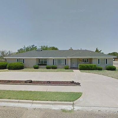 1609 Primrose Ln, Borger, TX 79007