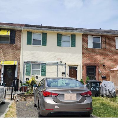 1612 Clifton Ave, Sharon Hill, PA 19079