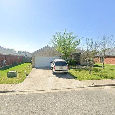 1614 Prickly Pear, Lockhart, TX 78644