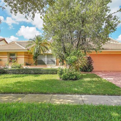 16160 Nw 9 Th Dr, Pembroke Pines, FL 33028