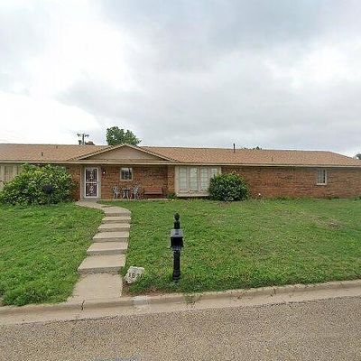 1620 Takewell St, Borger, TX 79007