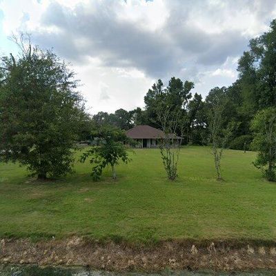 18479 Watts Rd, Livingston, LA 70754