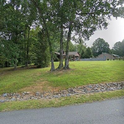 1860 Rainbow Cir, Danville, VA 24540