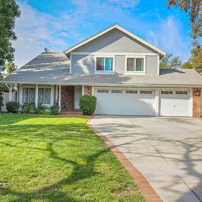 18625 Delano St, Tarzana, CA 91335