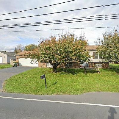 189 Tatamy Rd, Nazareth, PA 18064