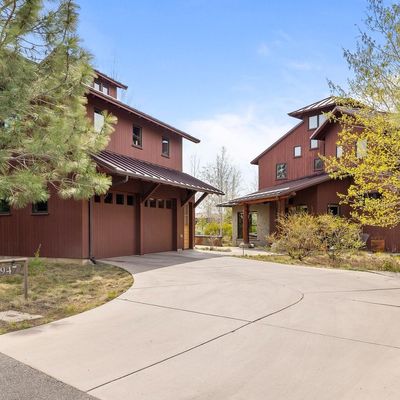 18947 Nw Squirreltail Loop, Bend, OR 97703