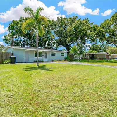 1898 64 Th Ave N, Saint Petersburg, FL 33702