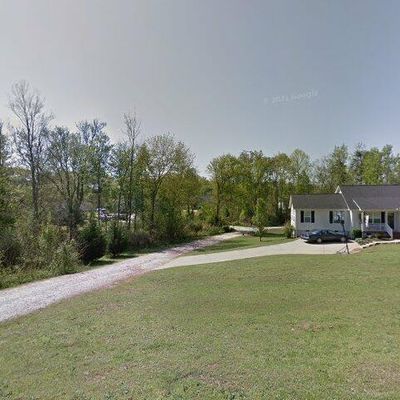 19 Champlain Dr, Greenville, SC 29611