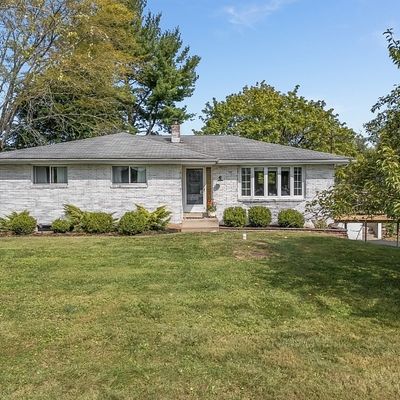 19 Fawn Ridge Dr, Milford, NJ 08848