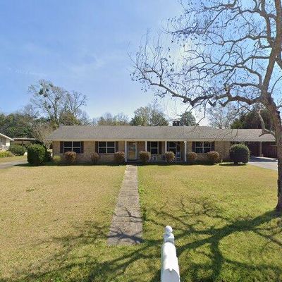 19 Rollins Pl, Atmore, AL 36502