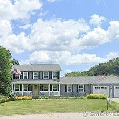 19 Tory Dr, Uncasville, CT 06382