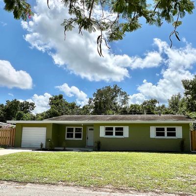 19 Vida Way, Melbourne, FL 32901