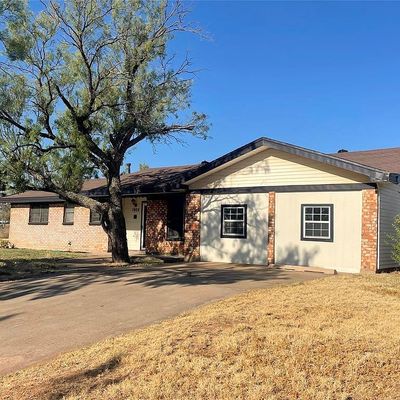 1902 Avenue J, Anson, TX 79501