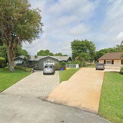 1903 Central Ct, West Palm Beach, FL 33406