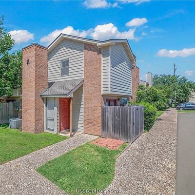 1904 Dartmouth St, College Station, TX 77840