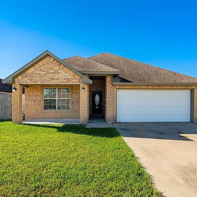 1907 Kelly Ln, Kingsville, TX 78363