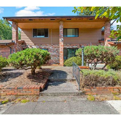 1907 Ne 26 Th Ave, Portland, OR 97212