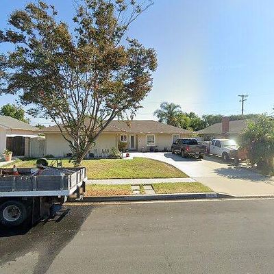 1908 Lakehurst Ave, Camarillo, CA 93010