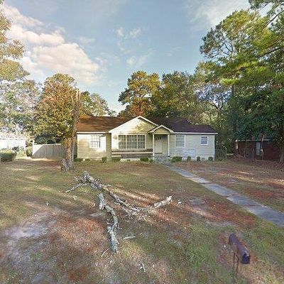 1910 N Belle Cour Dr, Mobile, AL 36605